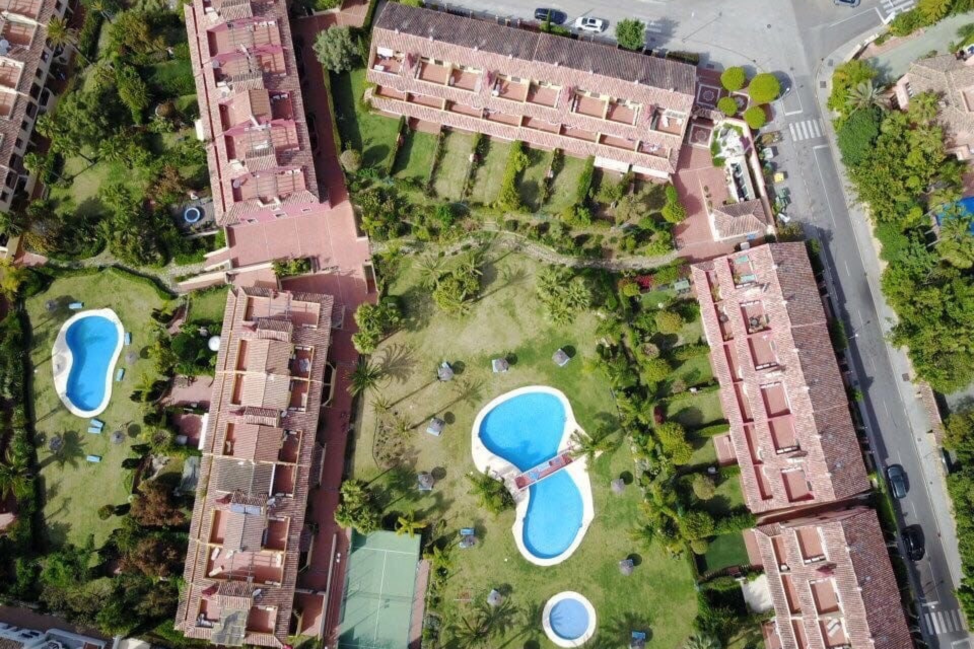 Resale - Townhouse -
Marbella - Golden Mile