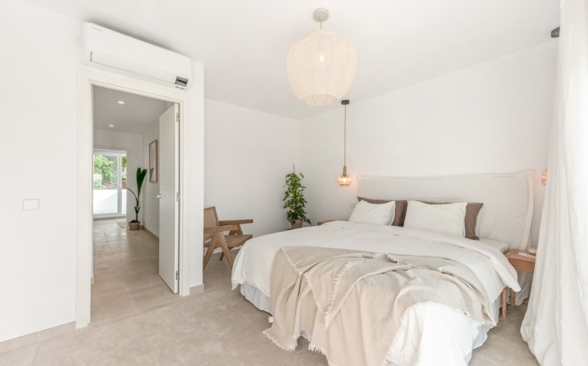 Resale - Townhouse -
Marbella - Nueva Andalucía