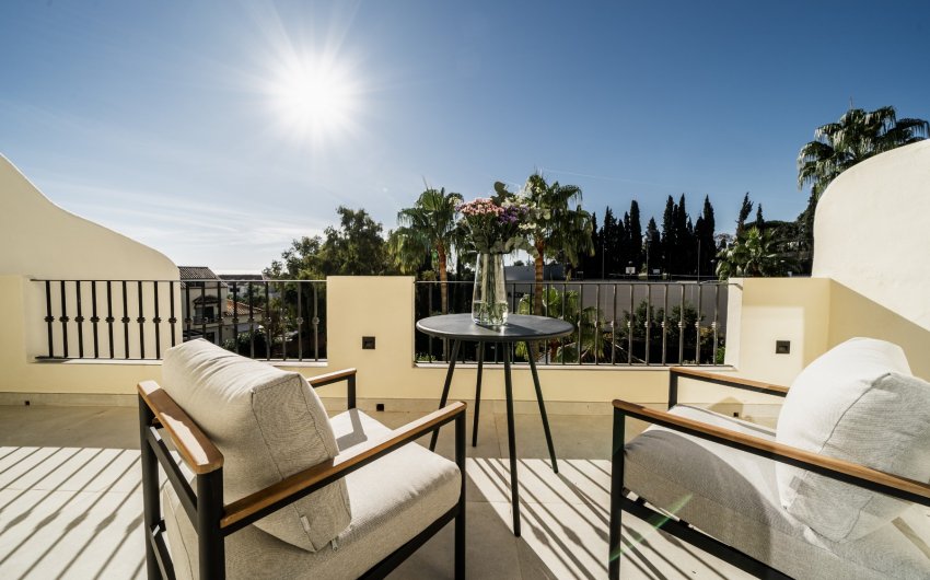 Resale - Townhouse -
Marbella - Nueva Andalucía