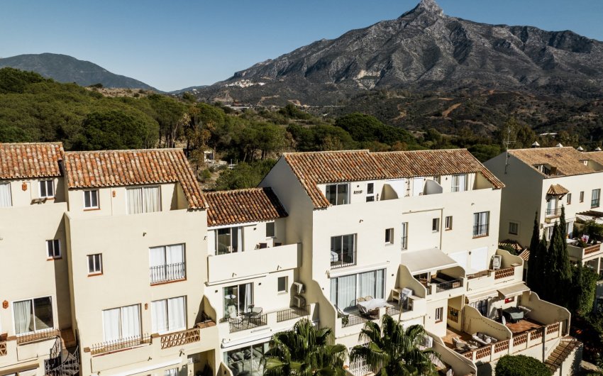 Resale - Townhouse -
Marbella - Nueva Andalucía