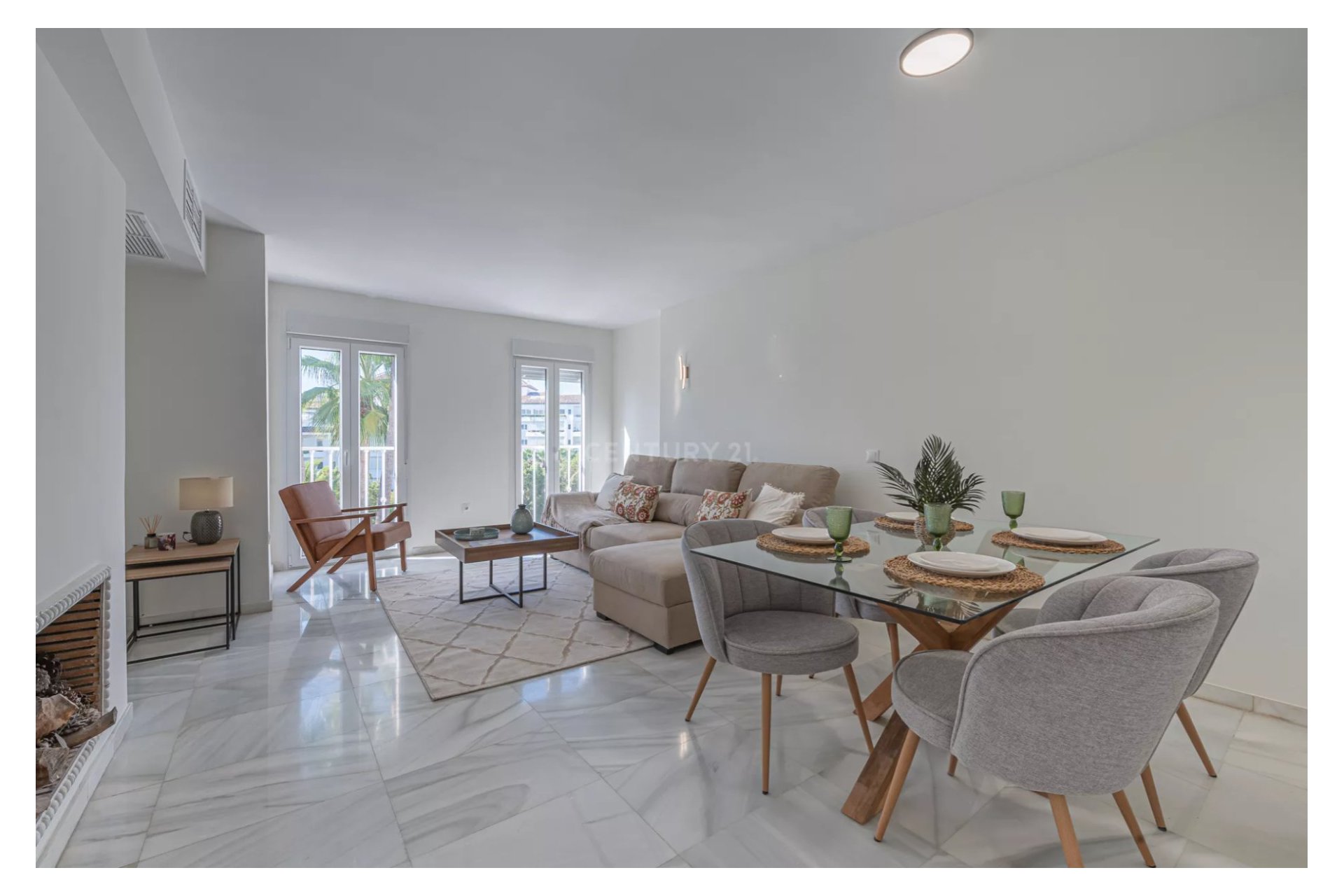 Resale - Townhouse -
Marbella - Puerto Banús