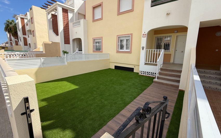 Resale - Townhouse -
Orihuela Costa - Cabo Roig