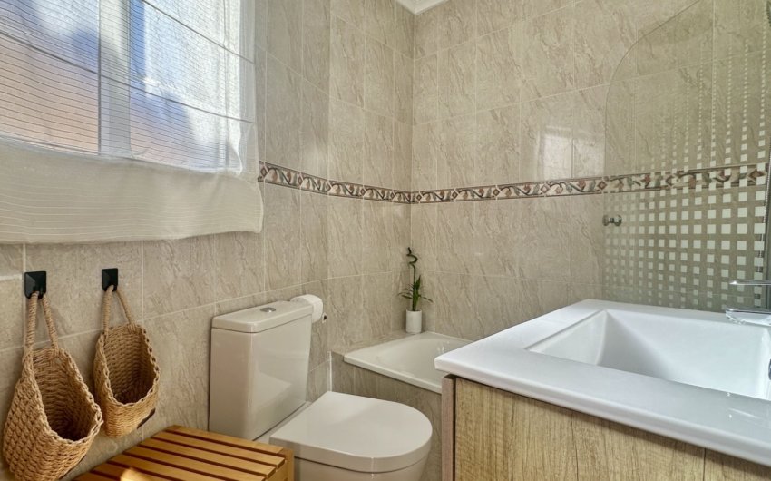 Resale - Townhouse -
Orihuela Costa - La Florida