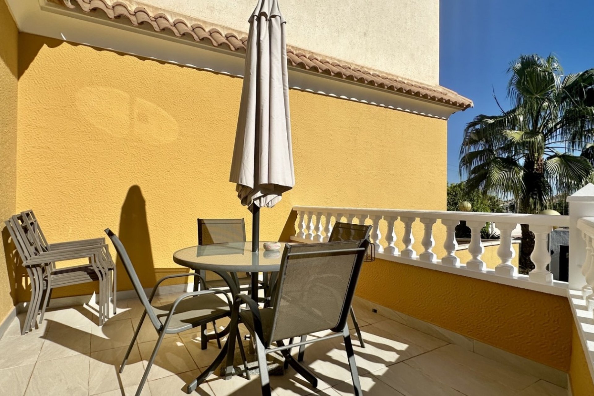 Resale - Townhouse -
Orihuela Costa - La Florida