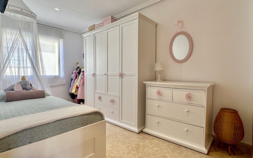 Resale - Townhouse -
Orihuela Costa - La Florida