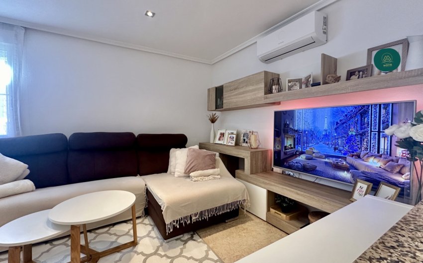 Resale - Townhouse -
Orihuela Costa - La Florida