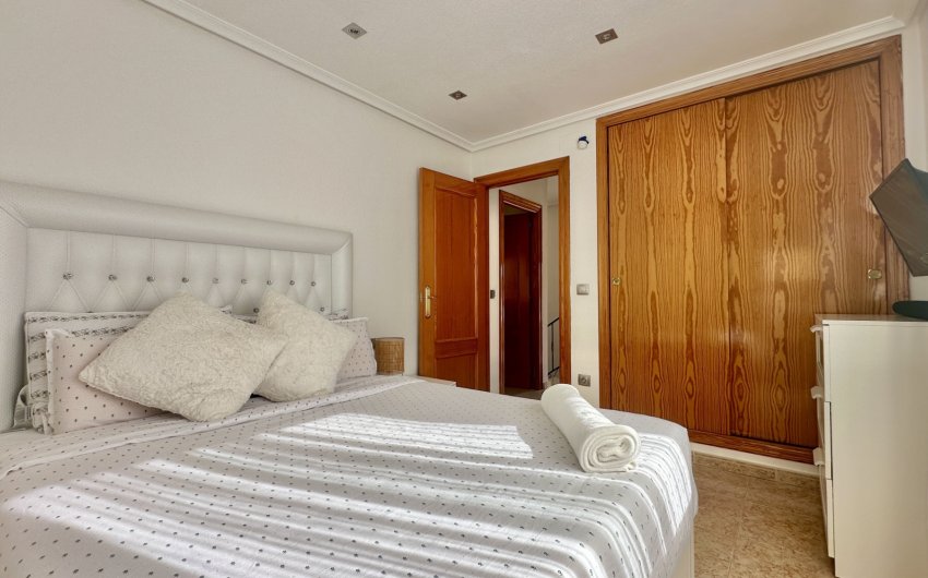 Resale - Townhouse -
Orihuela Costa - La Florida