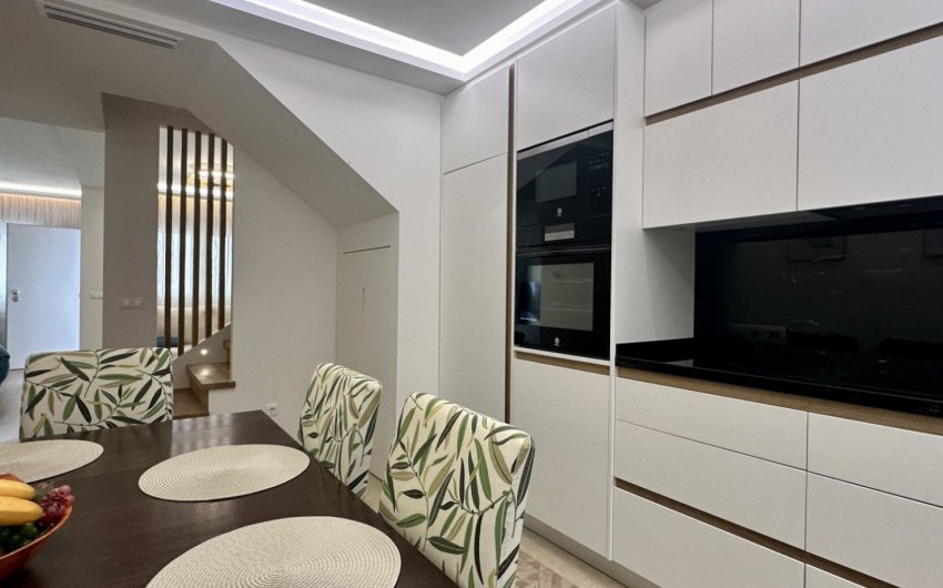 Resale - Townhouse -
Orihuela Costa - La Florida