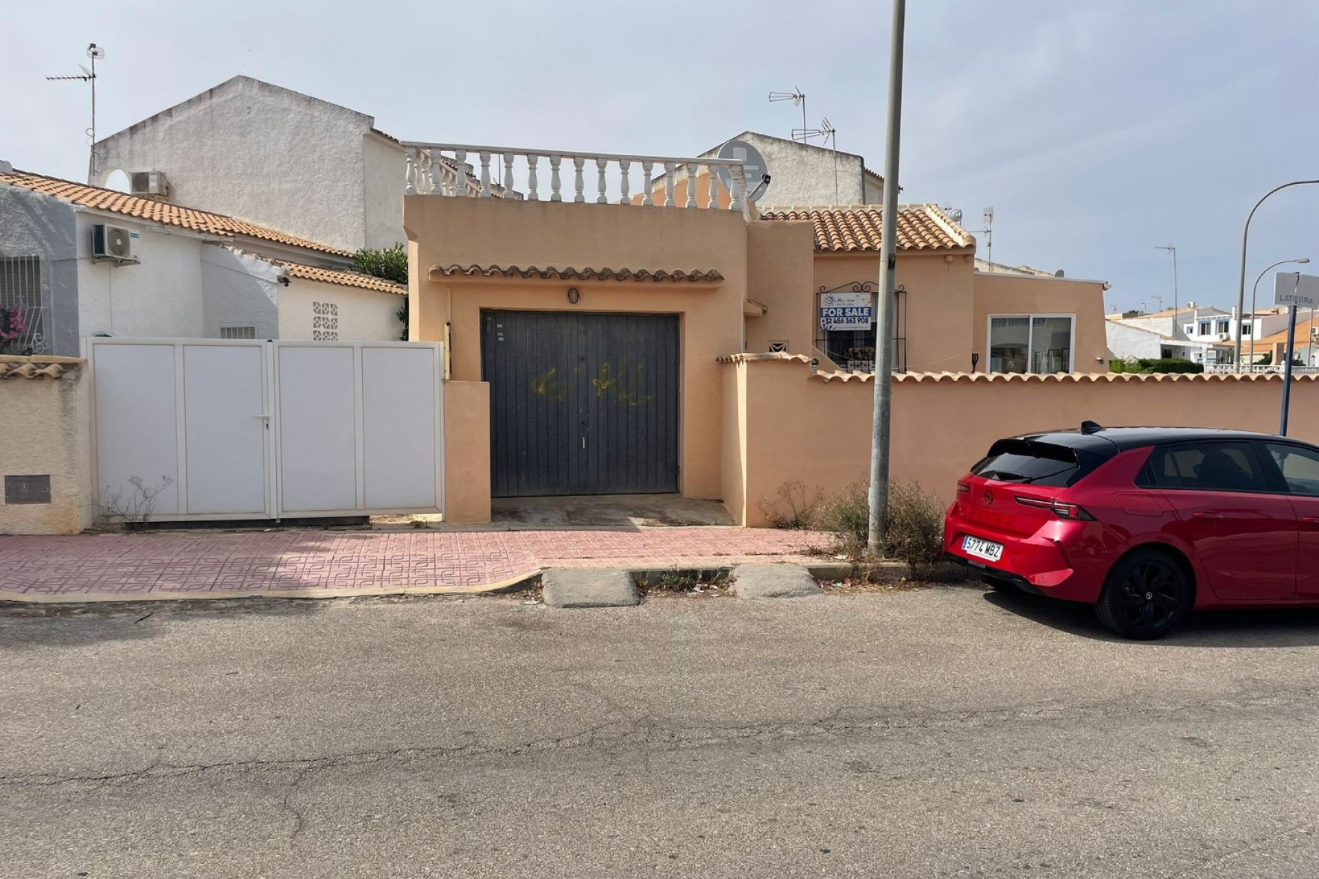 Resale - Townhouse -
Orihuela Costa - La Florida