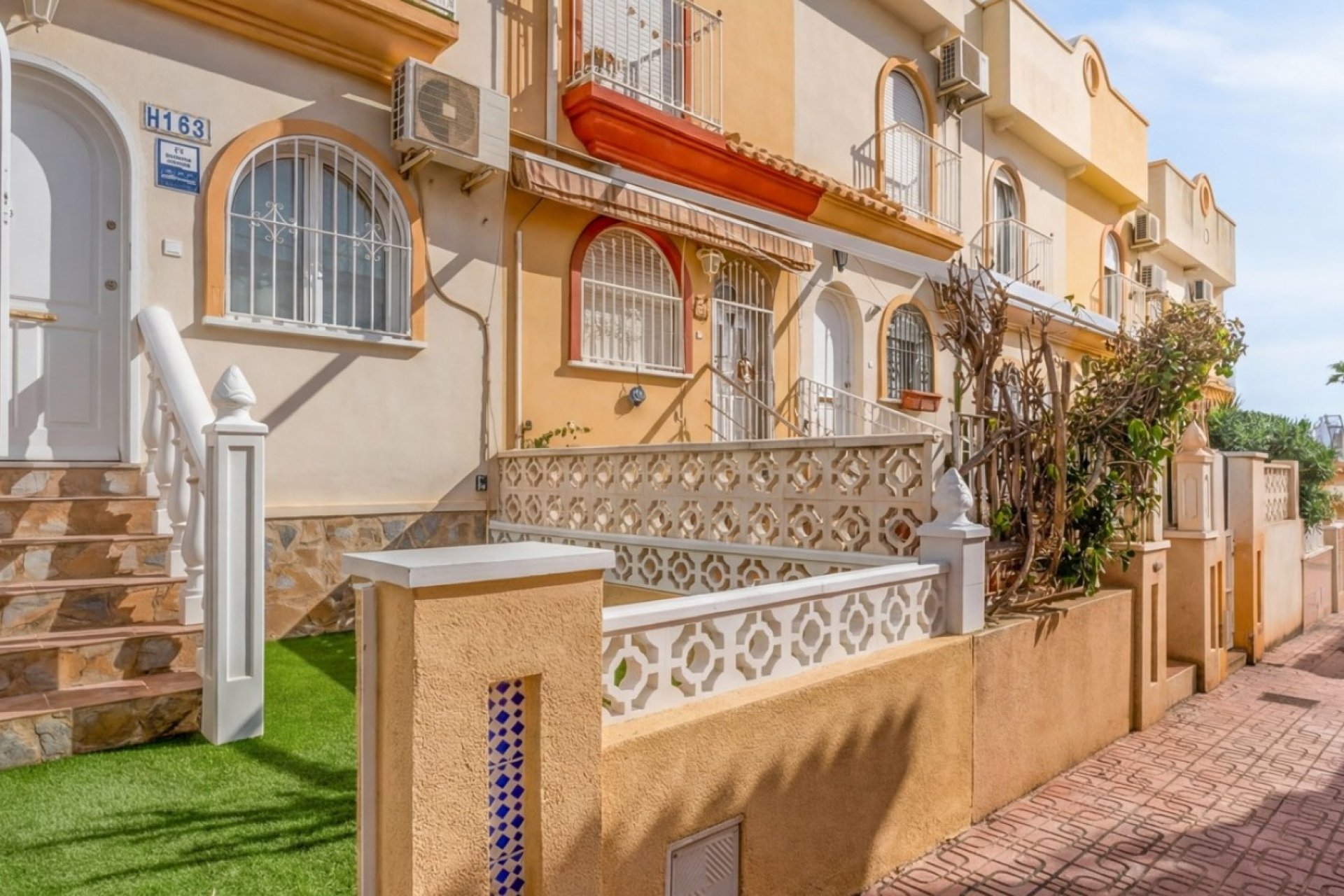 Resale - Townhouse -
Orihuela Costa - La Florida