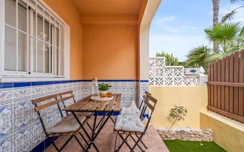 Resale - Townhouse -
Orihuela Costa - La Florida