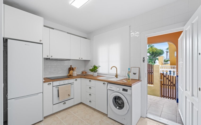 Resale - Townhouse -
Orihuela Costa - La Florida