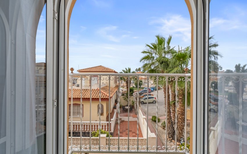 Resale - Townhouse -
Orihuela Costa - La Florida