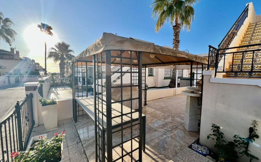 Resale - Townhouse -
Orihuela Costa - La Zenia