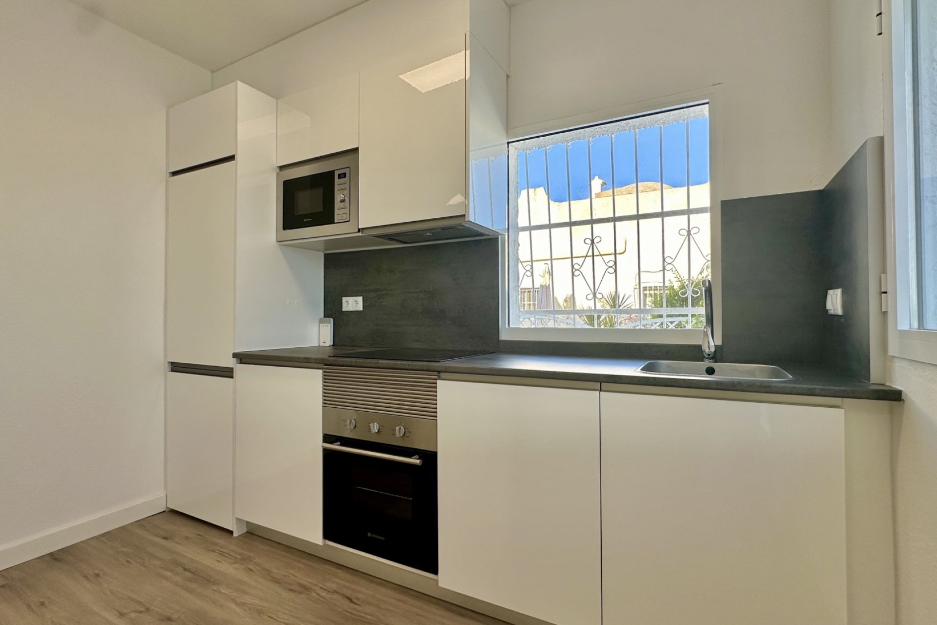 Resale - Townhouse -
Orihuela Costa - Las Filipinas