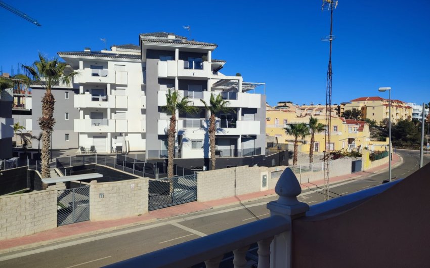 Resale - Townhouse -
Orihuela Costa - Las Filipinas