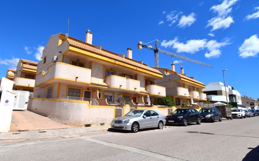 Resale - Townhouse -
Orihuela Costa - Los Altos