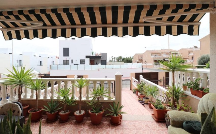 Resale - Townhouse -
Orihuela Costa - Los Altos