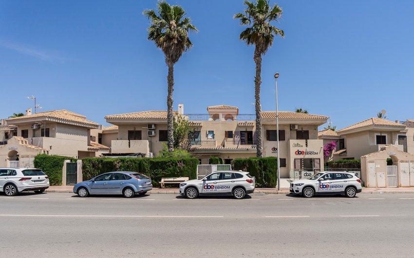 Resale - Townhouse -
Orihuela Costa - Playa Flamenca