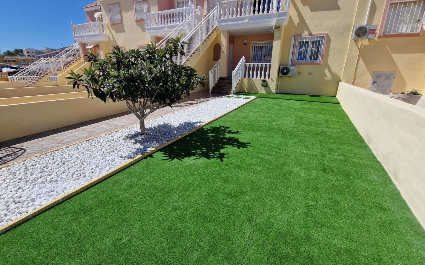 Resale - Townhouse -
Orihuela Costa - Villamartín
