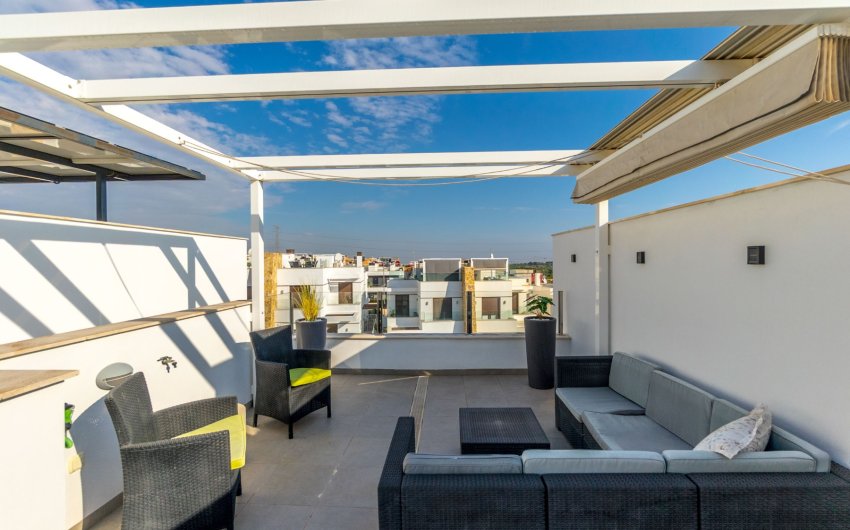 Resale - Townhouse -
Orihuela Costa - Villamartín