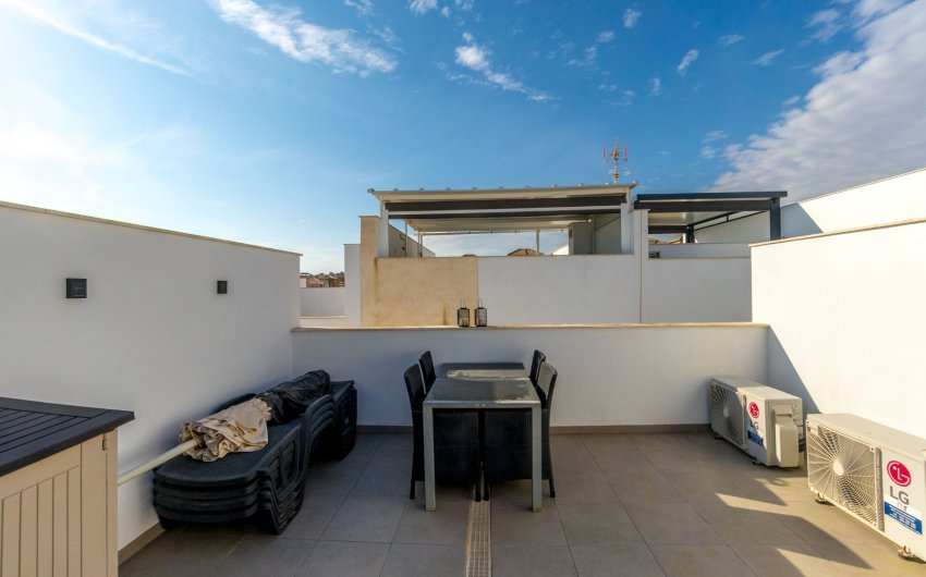 Resale - Townhouse -
Orihuela Costa - Villamartín