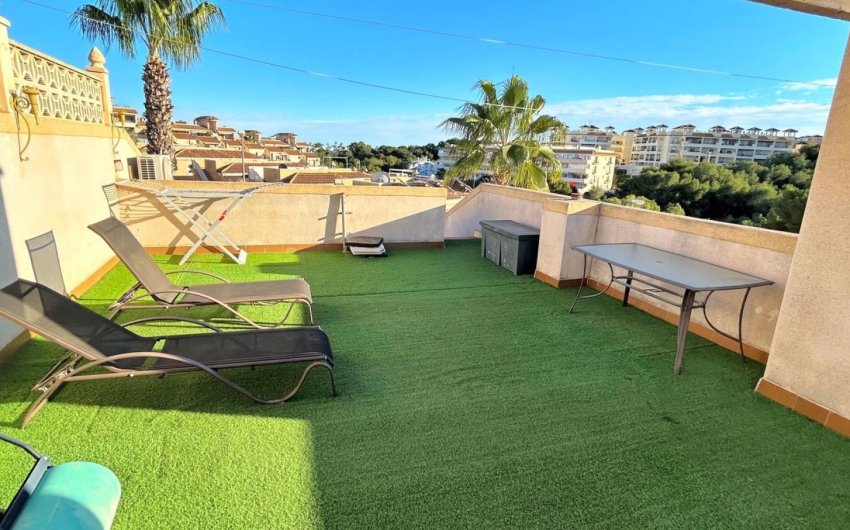 Resale - Townhouse -
Orihuela Costa - Villamartín