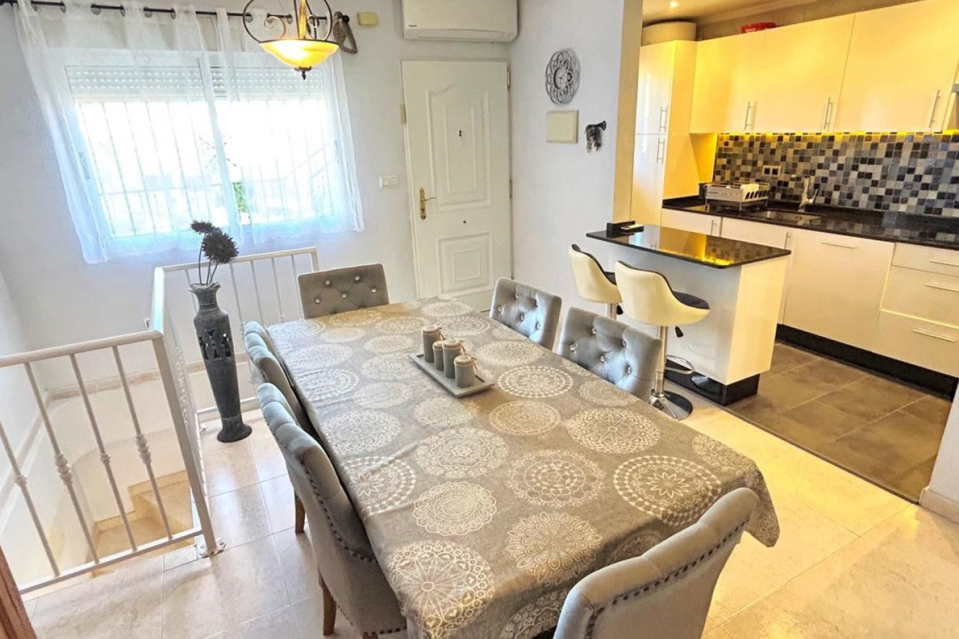 Resale - Townhouse -
Orihuela Costa - Villamartín