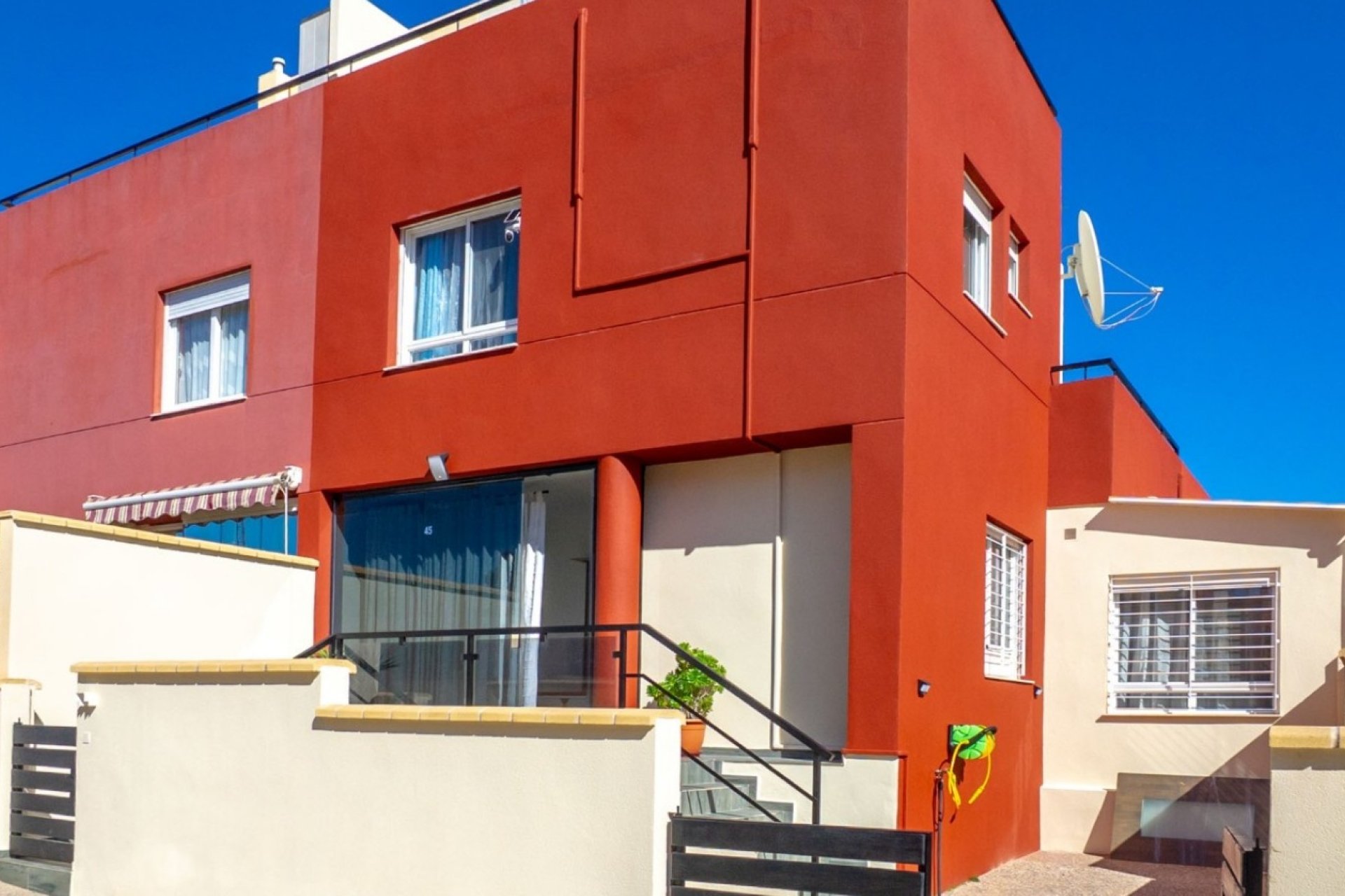 Resale - Townhouse -
Orihuela Costa - Villamartín