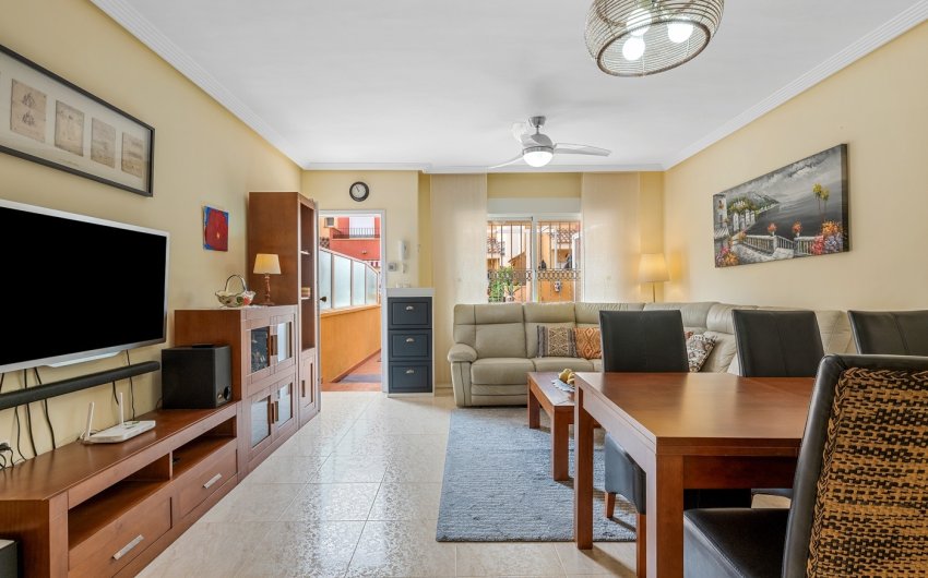 Resale - Townhouse -
Orihuela Costa - Villamartín