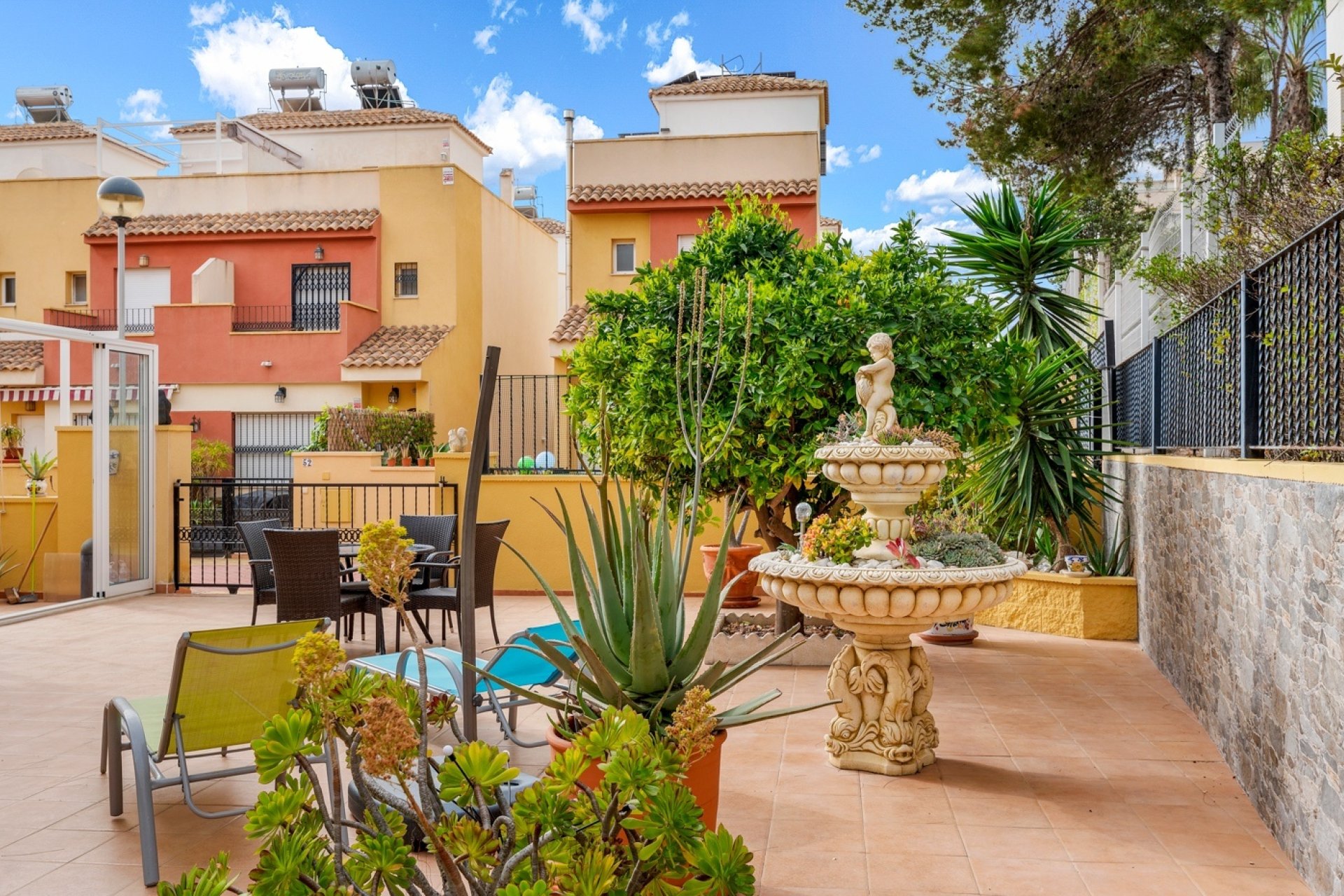 Resale - Townhouse -
Orihuela Costa - Villamartín