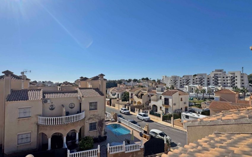 Resale - Townhouse -
Orihuela Costa - Villamartín