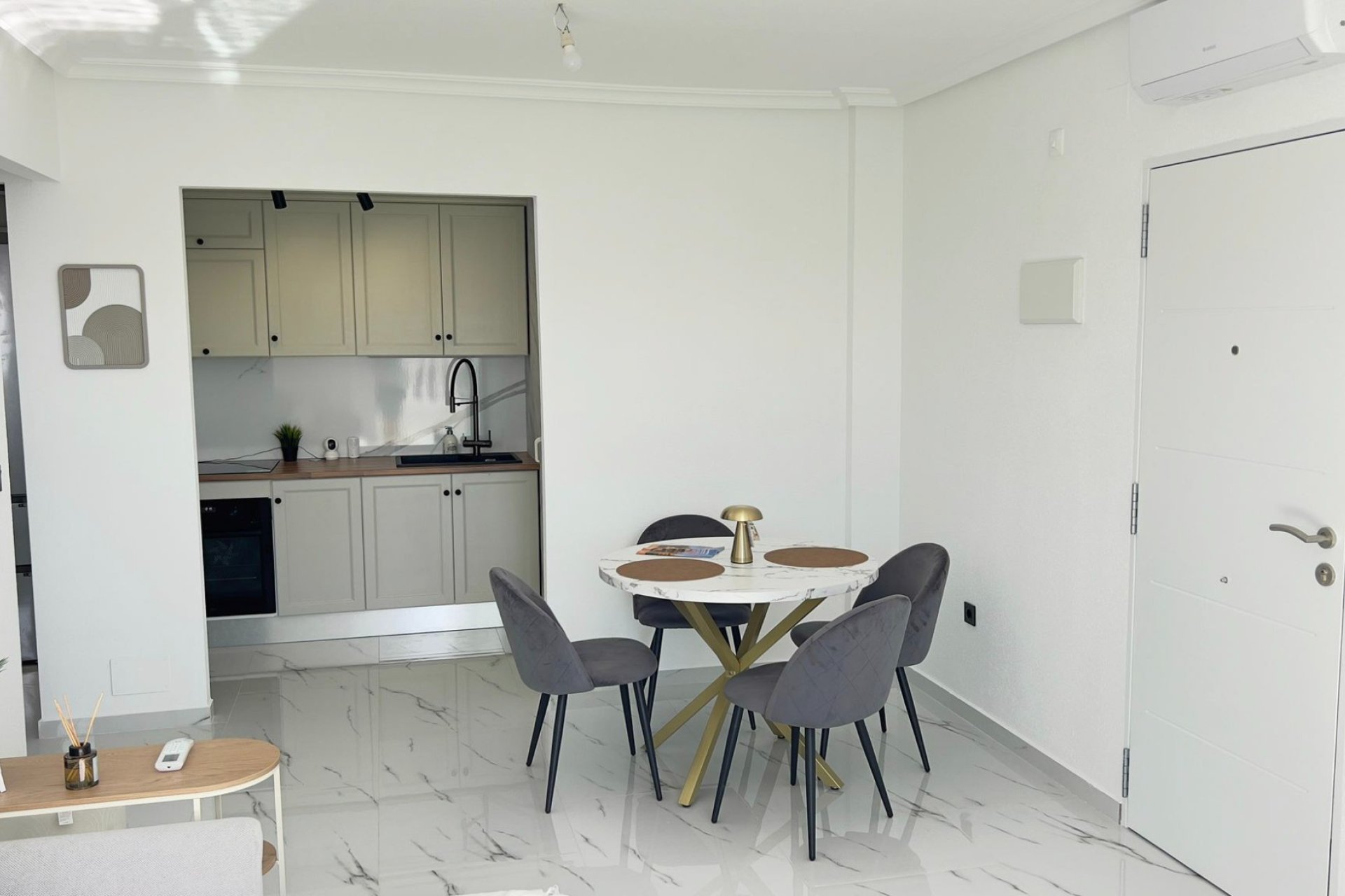 Resale - Townhouse -
Orihuela - Orihuela Costa