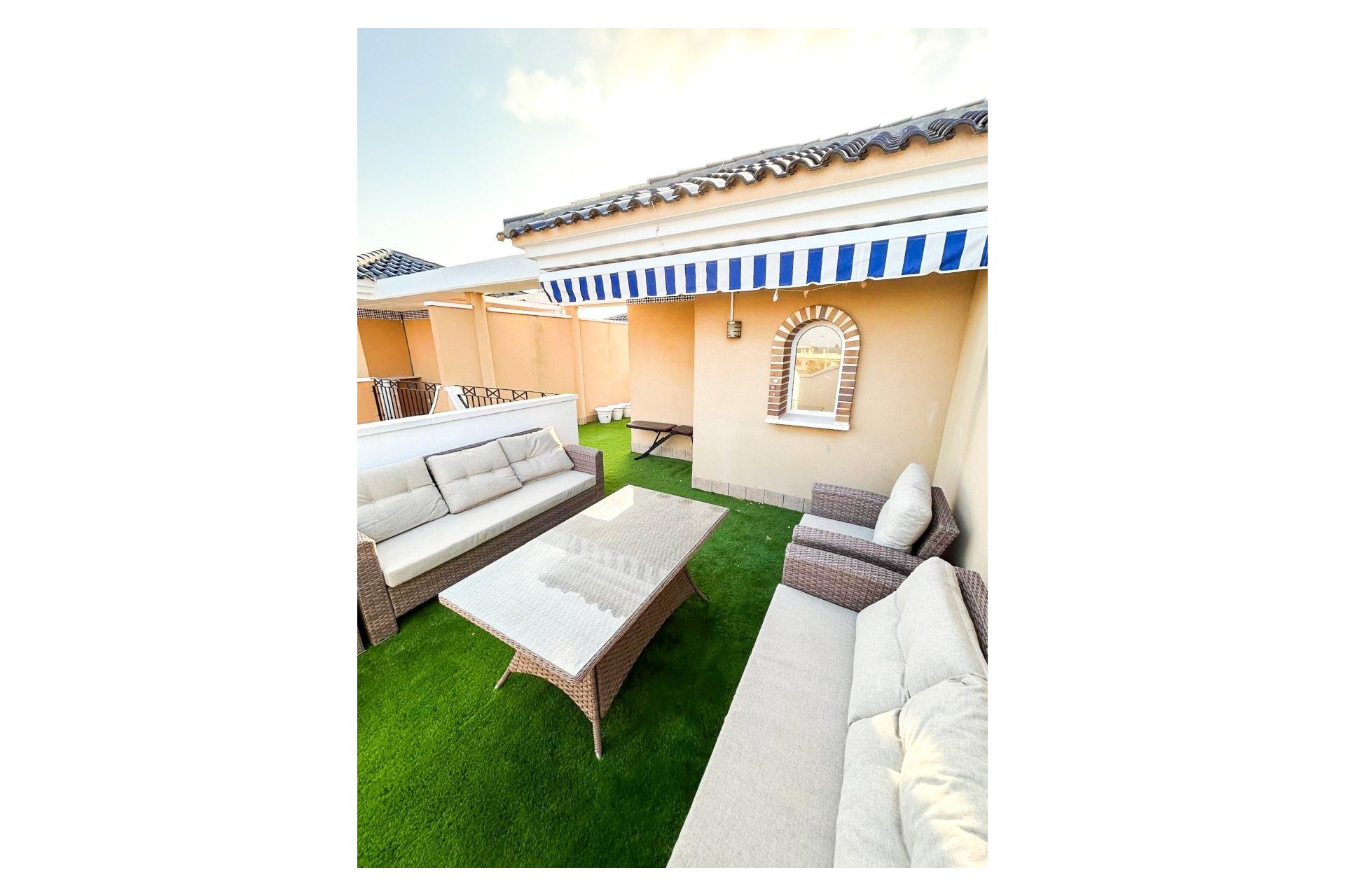 Resale - Townhouse -
Pilar de la Horadada - Torre de la Horadada