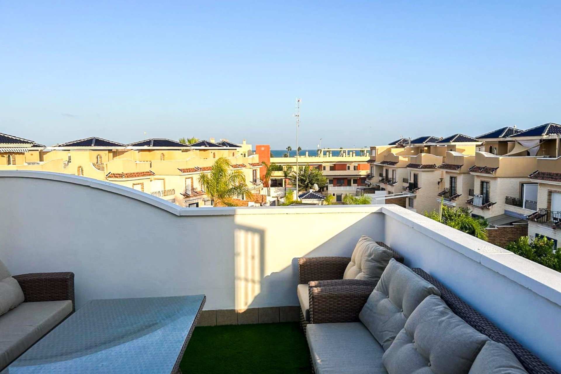 Resale - Townhouse -
Pilar de la Horadada - Torre de la Horadada