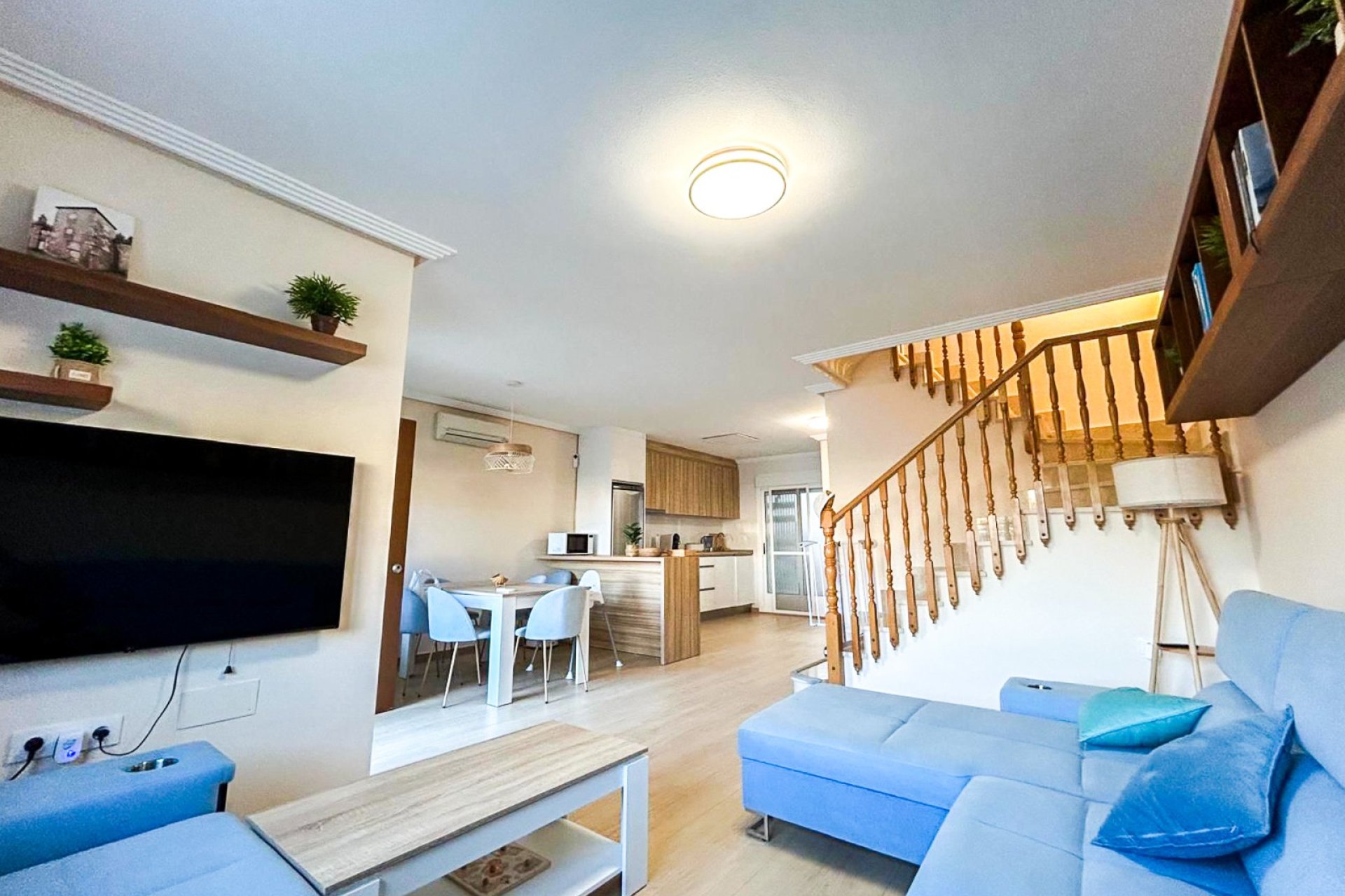 Resale - Townhouse -
Pilar de la Horadada - Torre de la Horadada