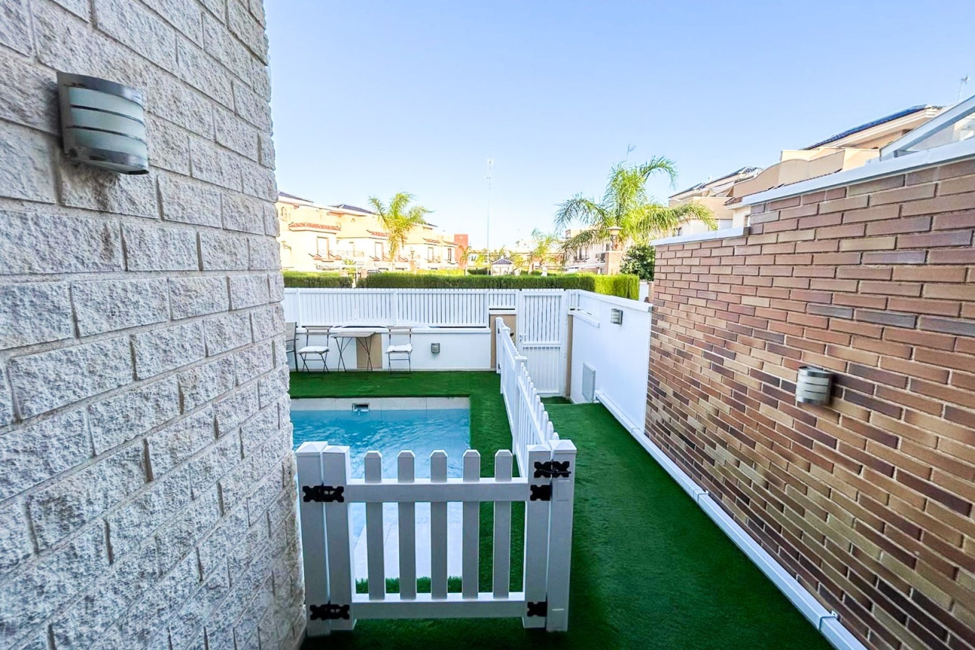 Resale - Townhouse -
Pilar de la Horadada - Torre de la Horadada