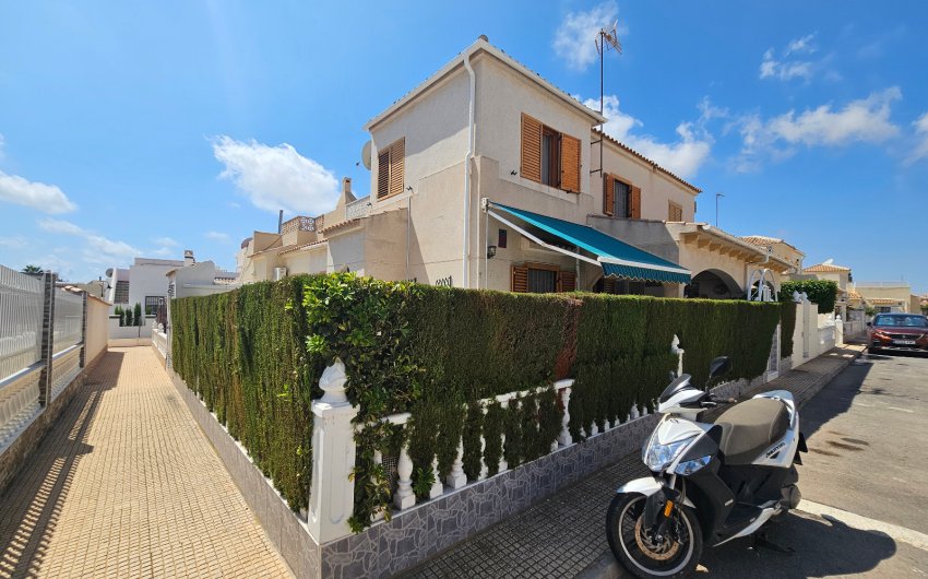 Resale - Townhouse -
Playa Flamenca - Serena