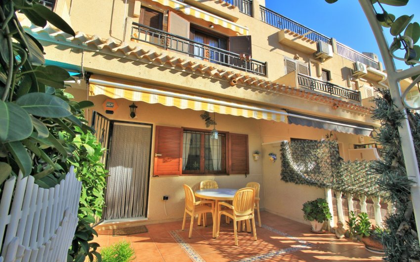 Resale - Townhouse -
Playa Flamenca