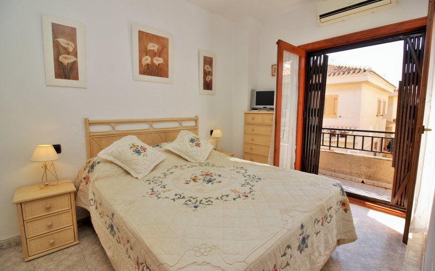 Resale - Townhouse -
Playa Flamenca