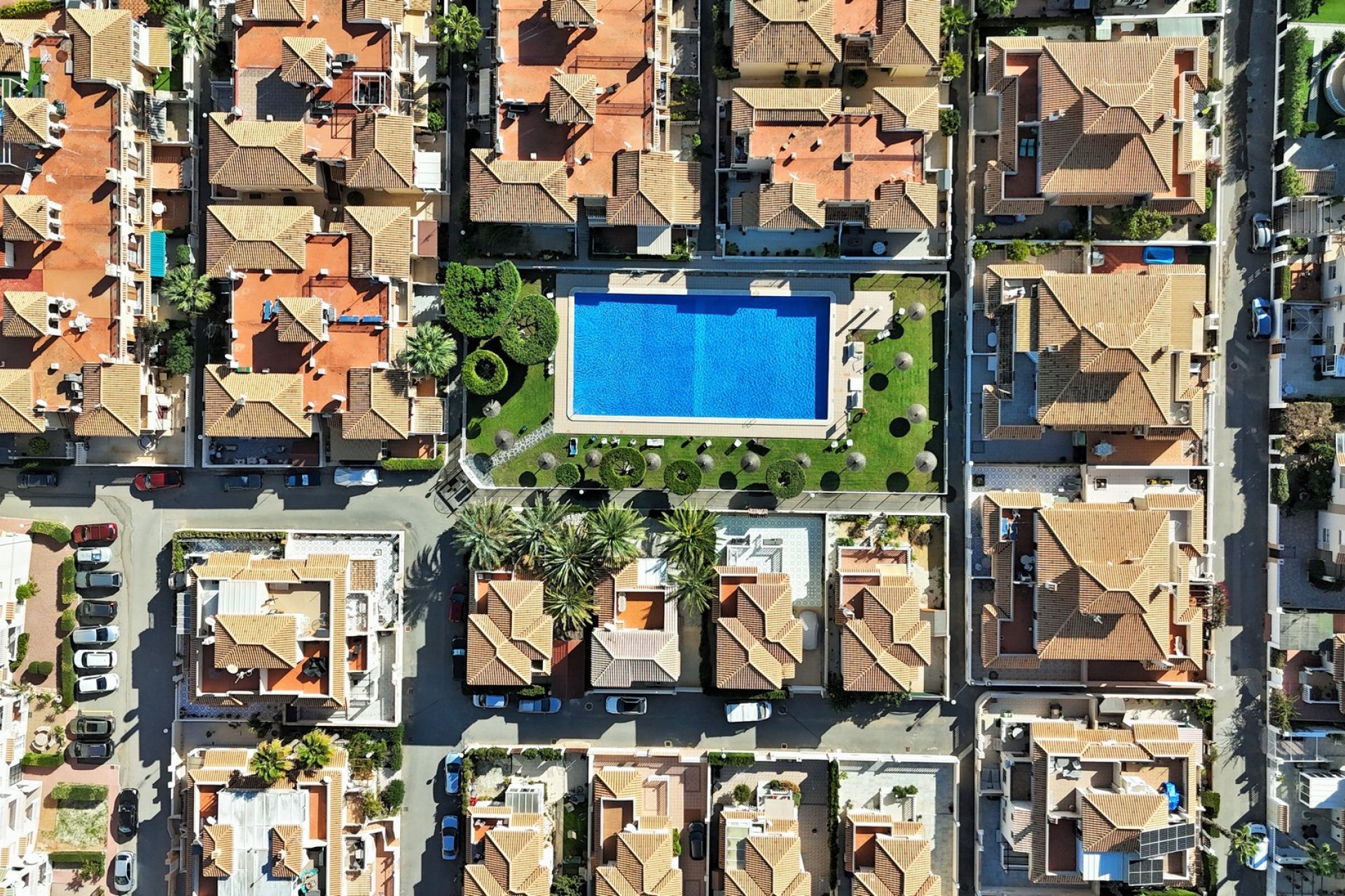 Resale - Townhouse -
Playa Flamenca