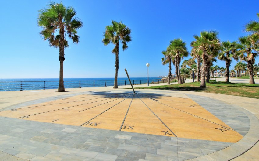 Resale - Townhouse -
Playa Flamenca