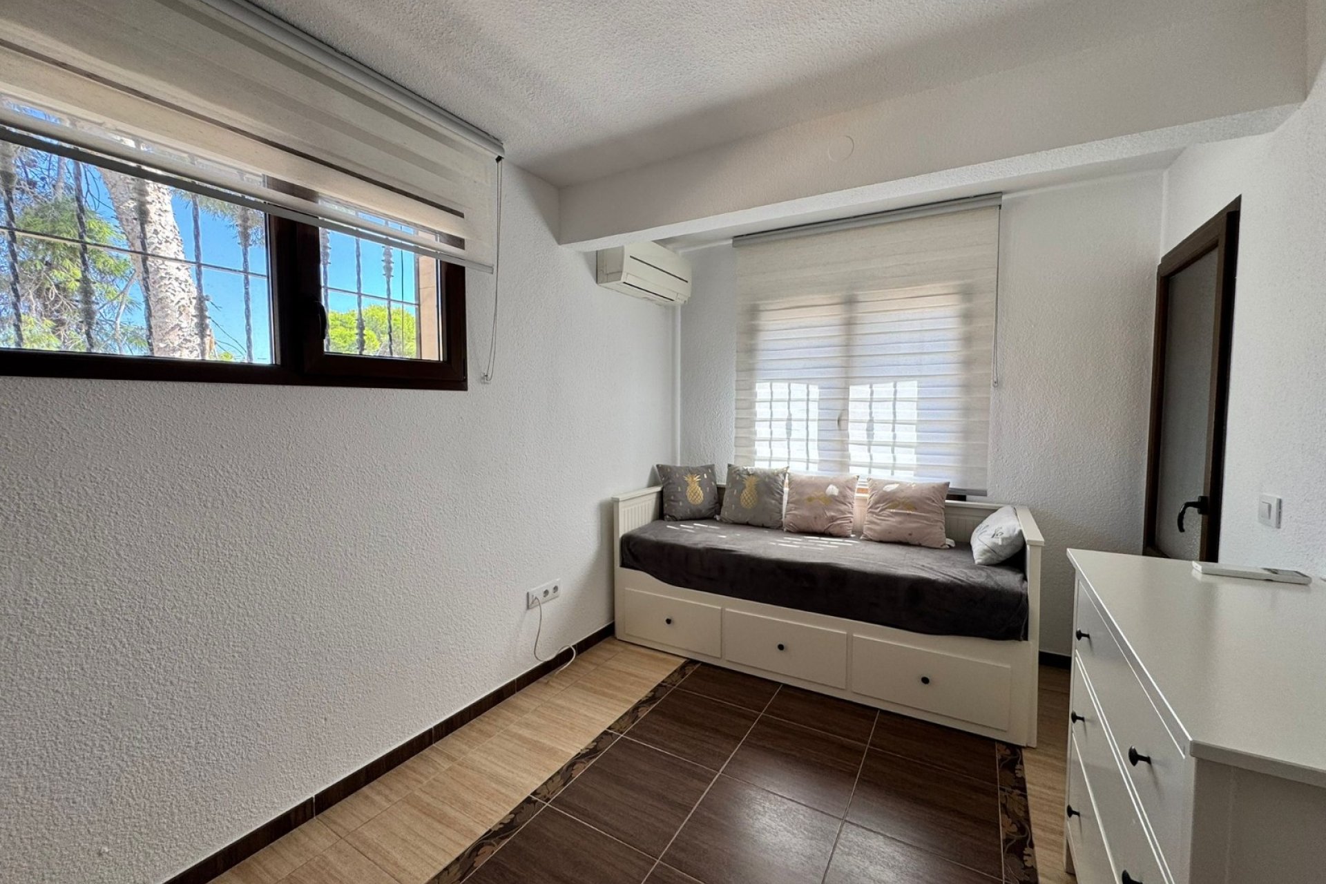 Resale - Townhouse -
Punta Prima