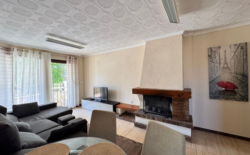 Resale - Townhouse -
Punta Prima