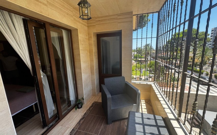 Resale - Townhouse -
Punta Prima