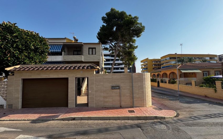 Resale - Townhouse -
Punta Prima