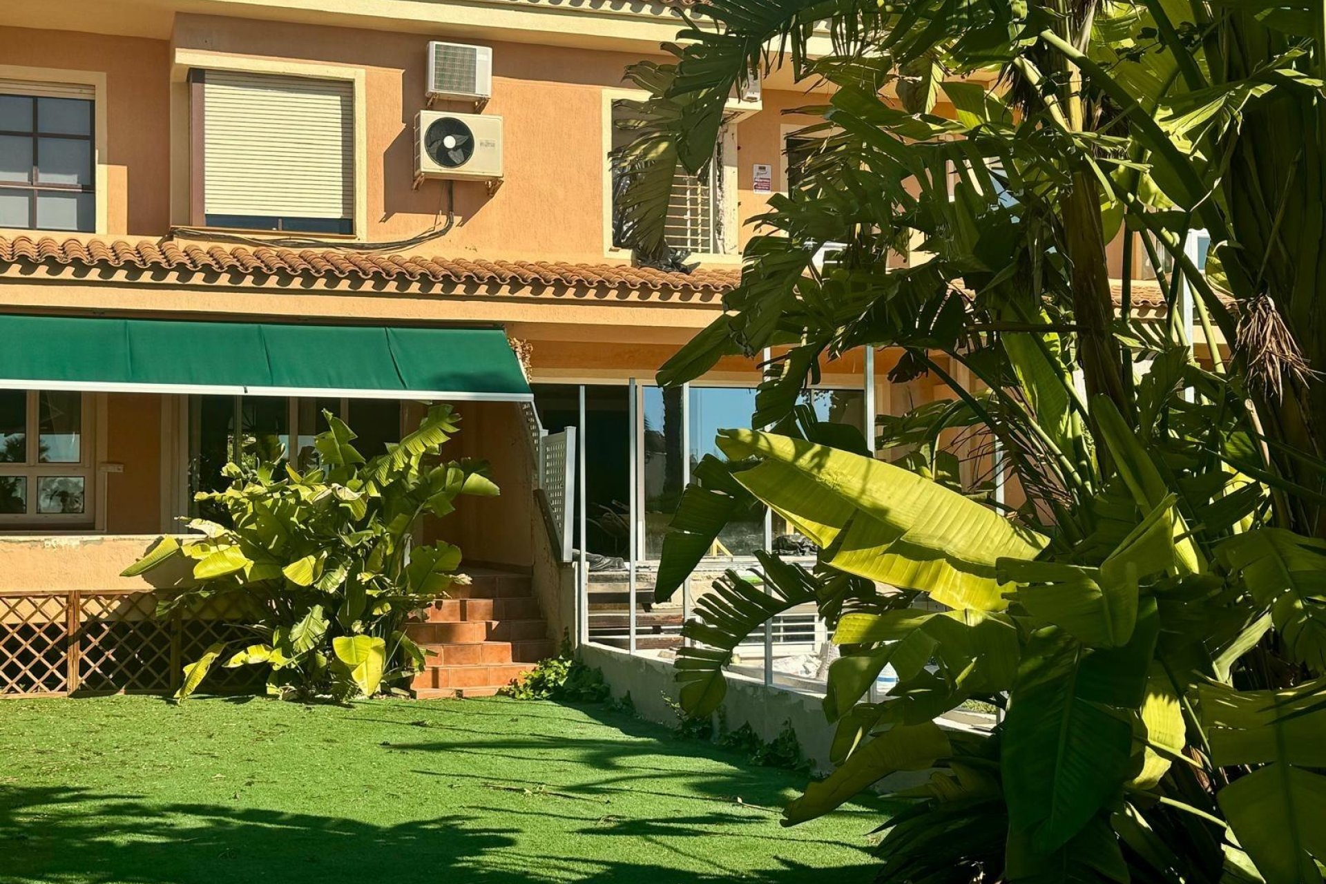 Resale - Townhouse -
San Juan Playa - Cabo de las huertas