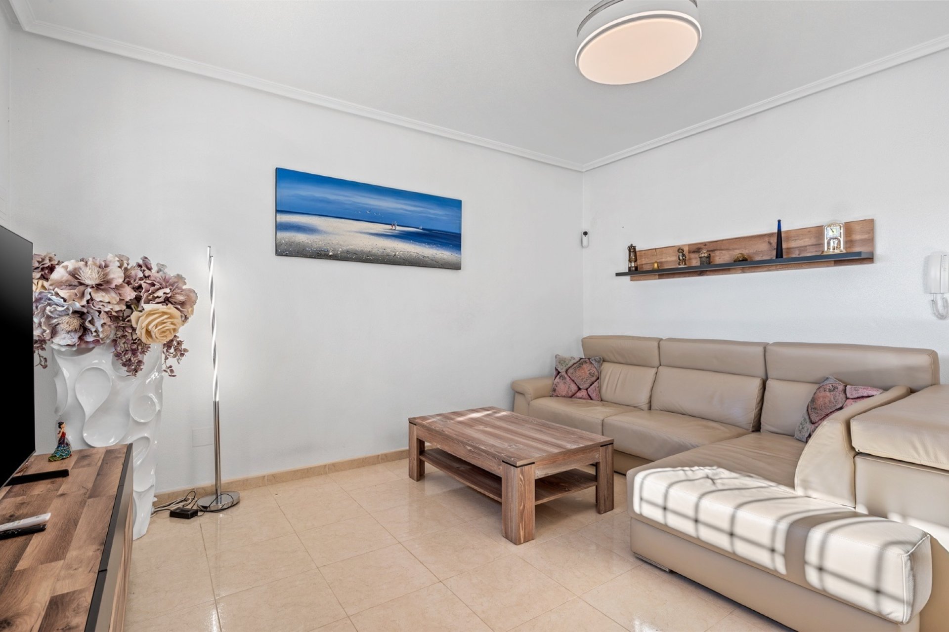 Resale - Townhouse -
San Miguel de Salinas