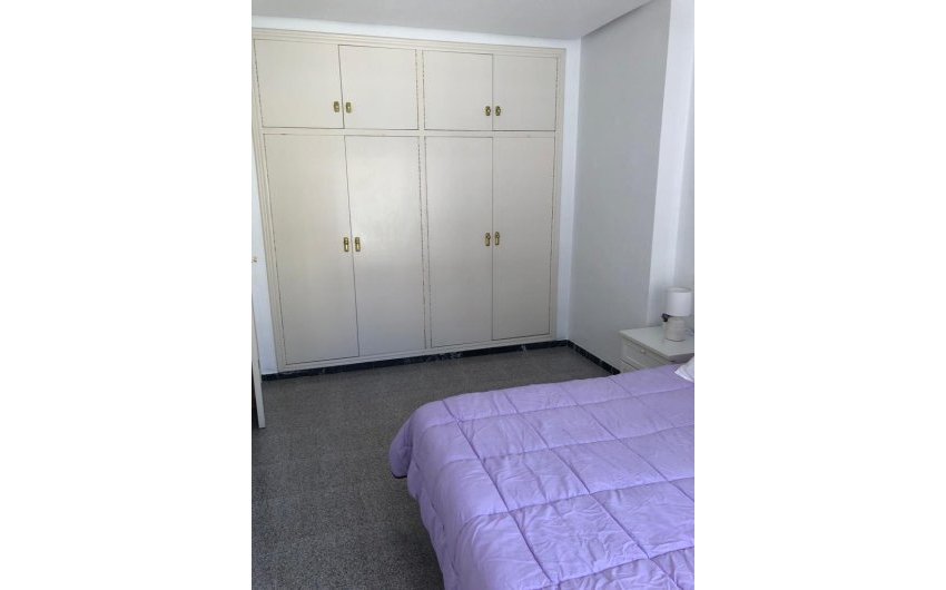 Resale - Townhouse -
Santa Pola - Santiago Bernabeu