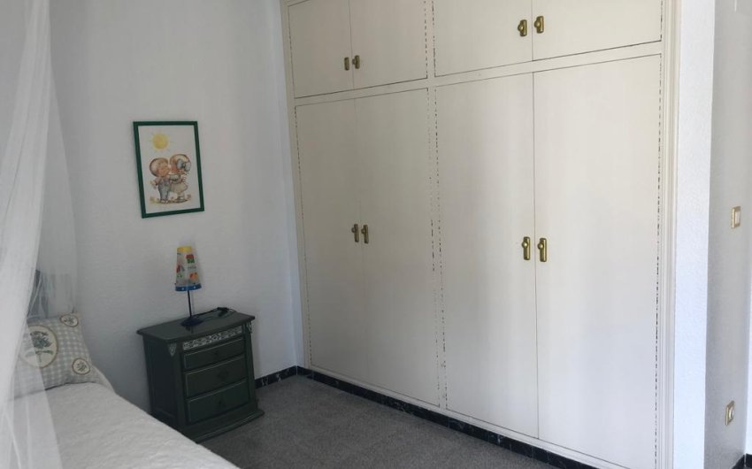 Resale - Townhouse -
Santa Pola - Santiago Bernabeu